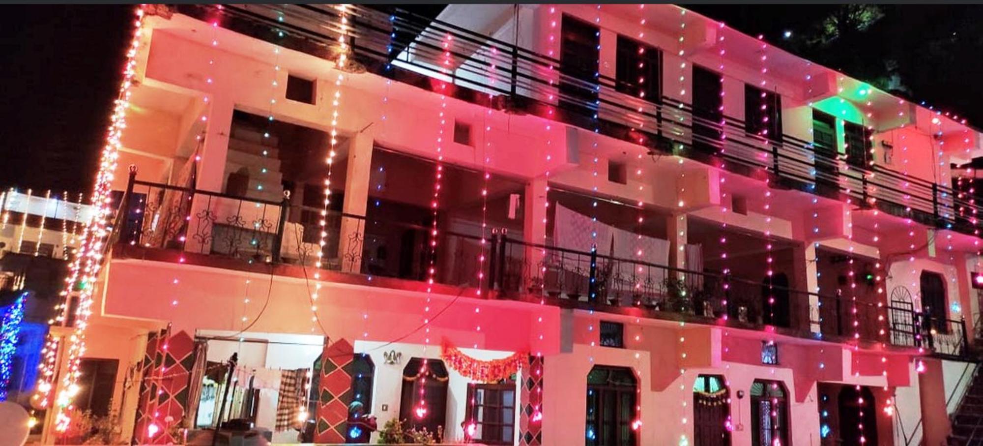 Astha Guest House Gopeshwar Exterior foto